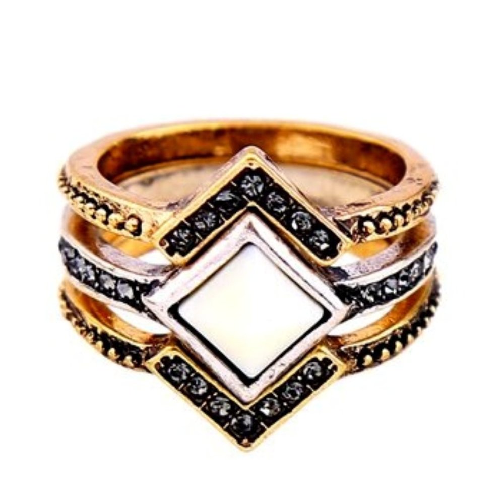 Boho Layered Triangular Set of 4 Rings - Picture 6 of 6